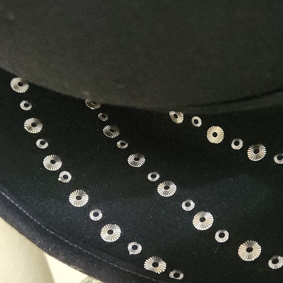Vintage Archie Eason Black Church Hat Sophisticated Classy Elegant Silver Studs - Picture 8 of 9
